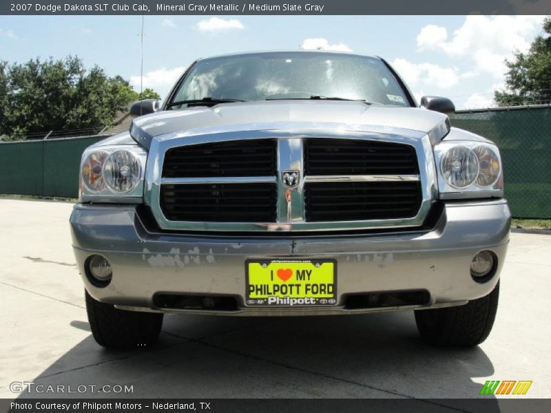 Mineral Gray Metallic / Medium Slate Gray 2007 Dodge Dakota SLT Club Cab