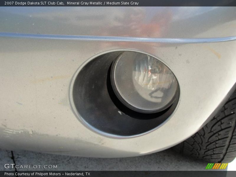 Mineral Gray Metallic / Medium Slate Gray 2007 Dodge Dakota SLT Club Cab