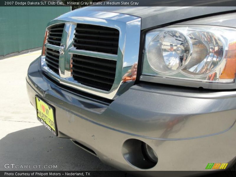 Mineral Gray Metallic / Medium Slate Gray 2007 Dodge Dakota SLT Club Cab