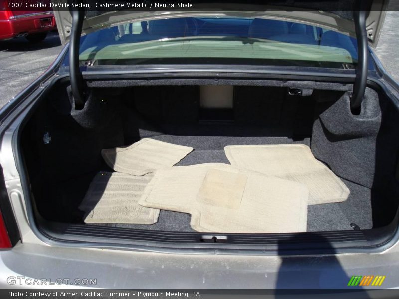 Cashmere Metallic / Neutral Shale 2002 Cadillac DeVille Sedan