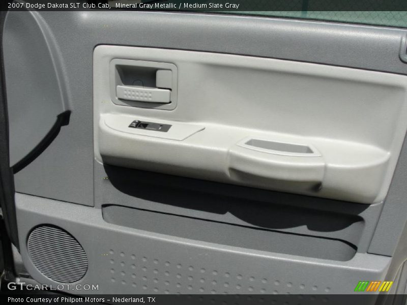 Mineral Gray Metallic / Medium Slate Gray 2007 Dodge Dakota SLT Club Cab