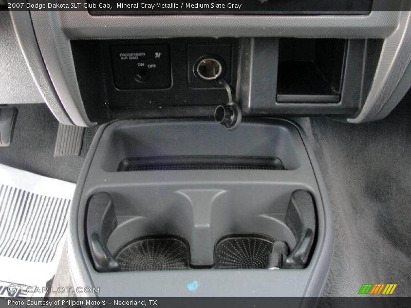 Mineral Gray Metallic / Medium Slate Gray 2007 Dodge Dakota SLT Club Cab