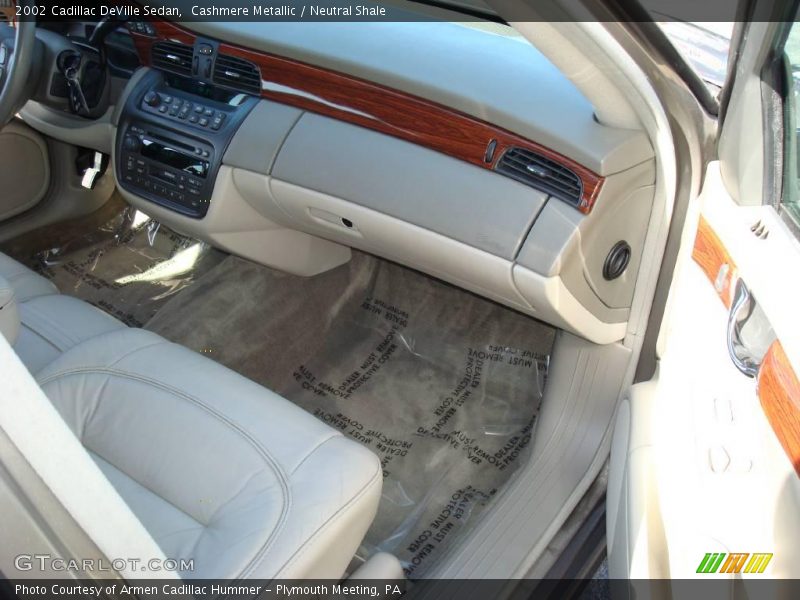 Cashmere Metallic / Neutral Shale 2002 Cadillac DeVille Sedan