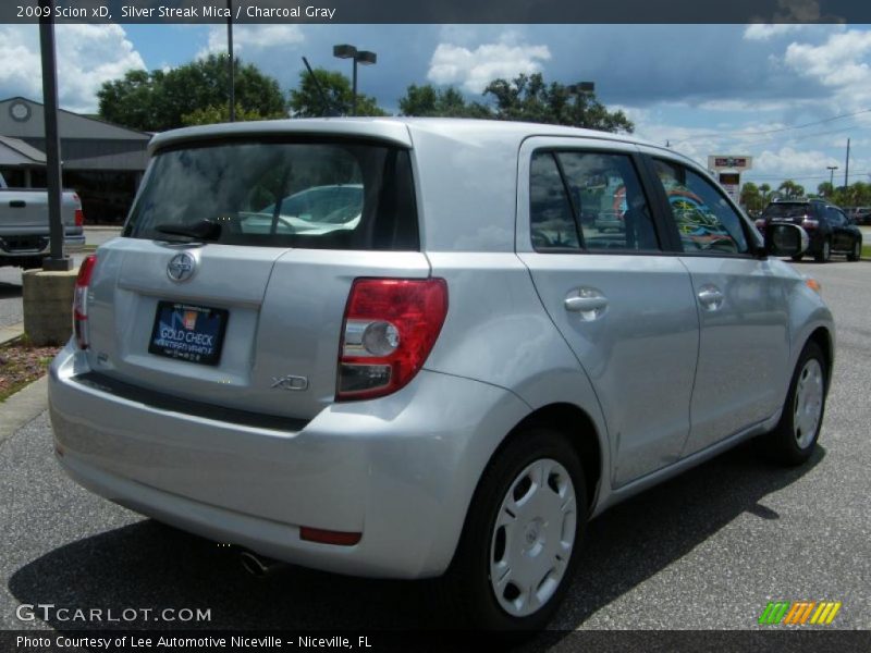 Silver Streak Mica / Charcoal Gray 2009 Scion xD