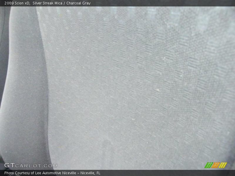 Silver Streak Mica / Charcoal Gray 2009 Scion xD