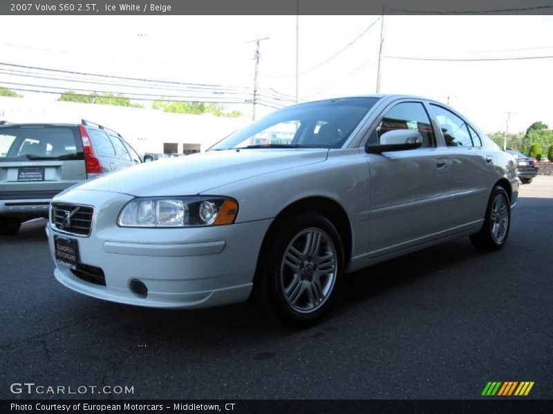 Ice White / Beige 2007 Volvo S60 2.5T