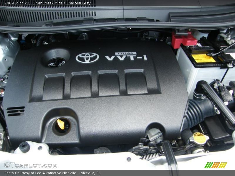 Silver Streak Mica / Charcoal Gray 2009 Scion xD