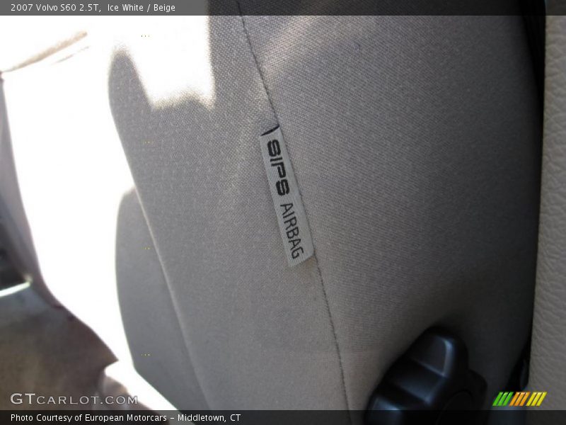 Ice White / Beige 2007 Volvo S60 2.5T