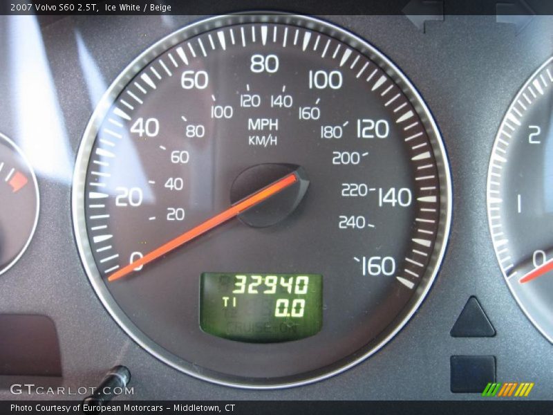 Ice White / Beige 2007 Volvo S60 2.5T