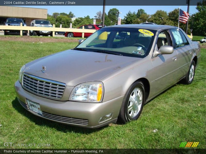 Cashmere / Shale 2004 Cadillac DeVille Sedan