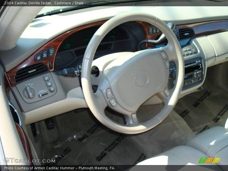 Cashmere / Shale 2004 Cadillac DeVille Sedan