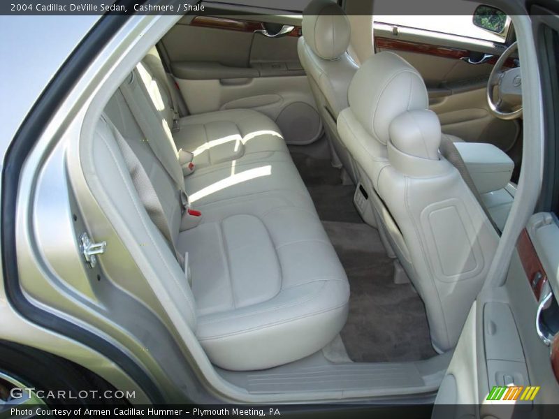 Cashmere / Shale 2004 Cadillac DeVille Sedan