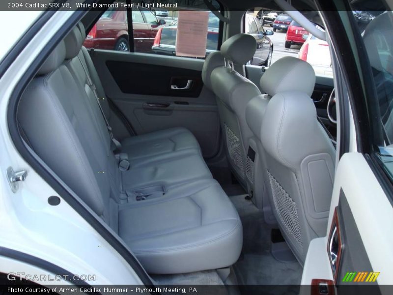 White Diamond Pearl / Light Neutral 2004 Cadillac SRX V8