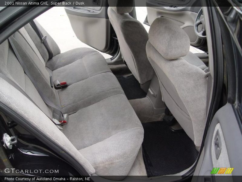 Super Black / Dusk 2001 Nissan Altima GXE