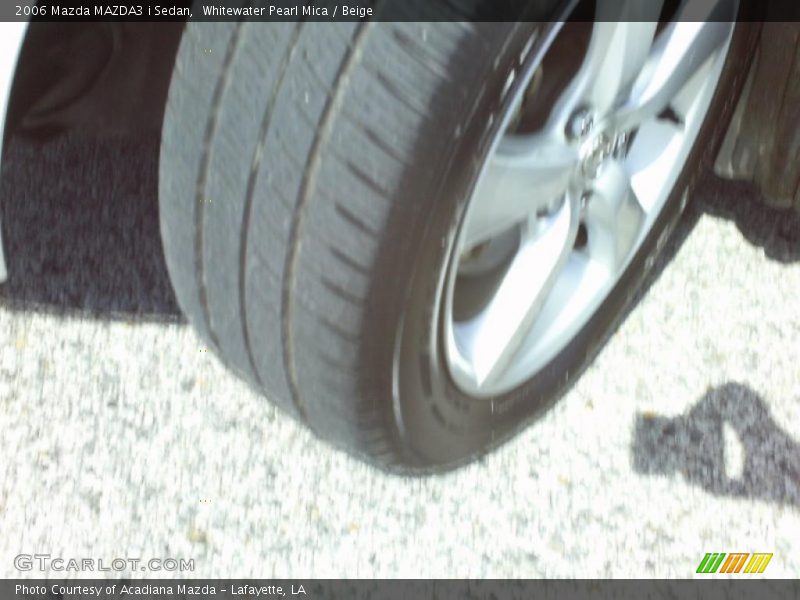 Whitewater Pearl Mica / Beige 2006 Mazda MAZDA3 i Sedan