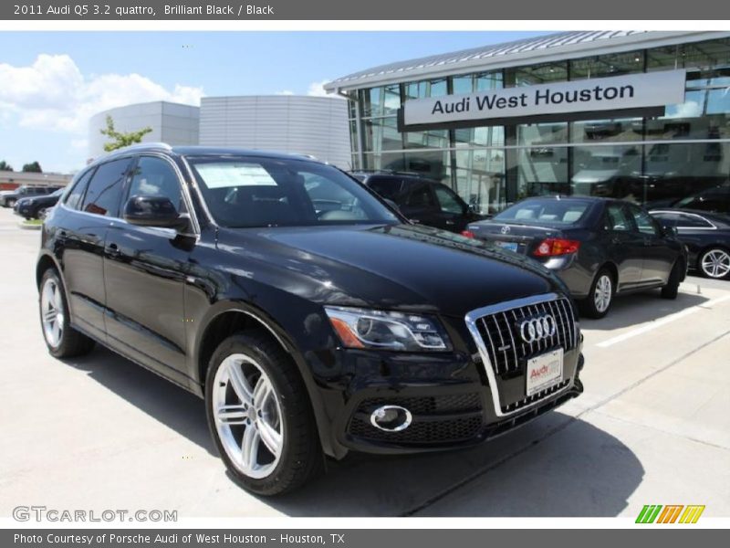 Brilliant Black / Black 2011 Audi Q5 3.2 quattro