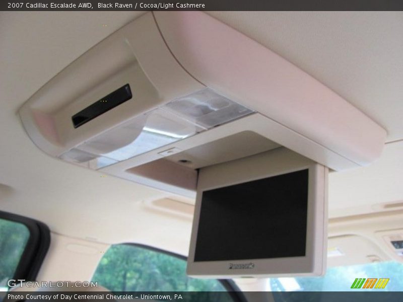 Black Raven / Cocoa/Light Cashmere 2007 Cadillac Escalade AWD