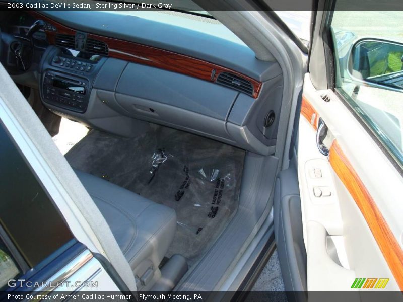 Sterling Silver / Dark Gray 2003 Cadillac DeVille Sedan
