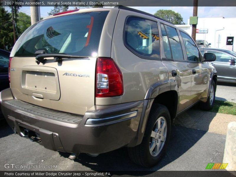 Natural Suede Metallic / Ebony/Cashmere 2007 Isuzu Ascender S