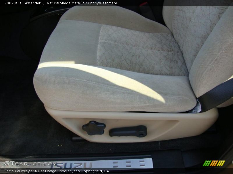 Natural Suede Metallic / Ebony/Cashmere 2007 Isuzu Ascender S