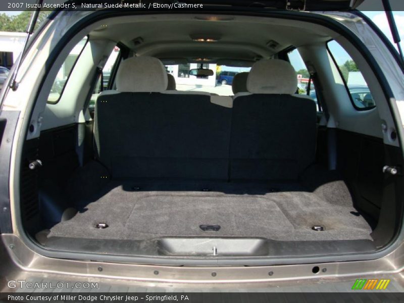 Natural Suede Metallic / Ebony/Cashmere 2007 Isuzu Ascender S