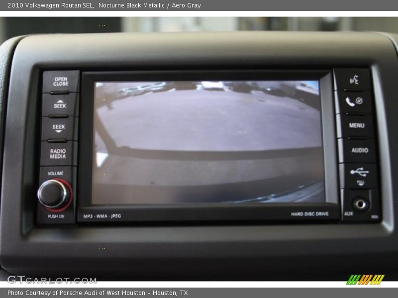 Nocturne Black Metallic / Aero Gray 2010 Volkswagen Routan SEL