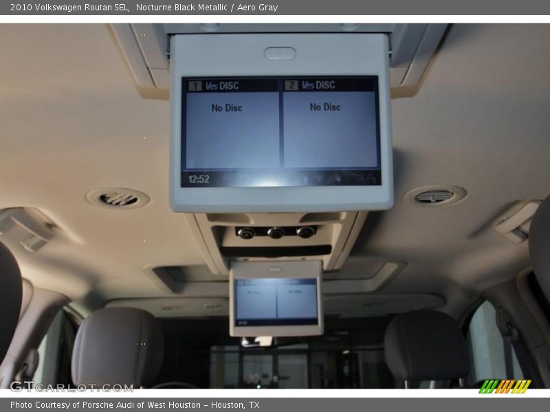 Nocturne Black Metallic / Aero Gray 2010 Volkswagen Routan SEL