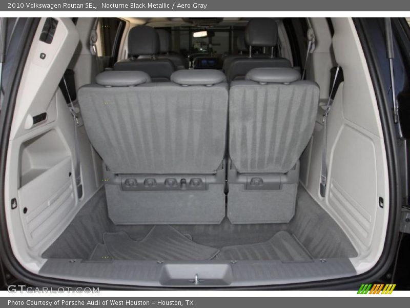 Nocturne Black Metallic / Aero Gray 2010 Volkswagen Routan SEL