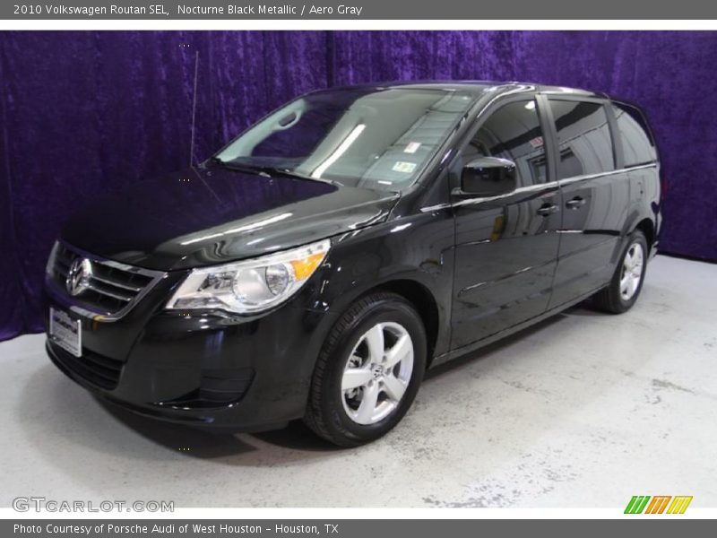 Nocturne Black Metallic / Aero Gray 2010 Volkswagen Routan SEL