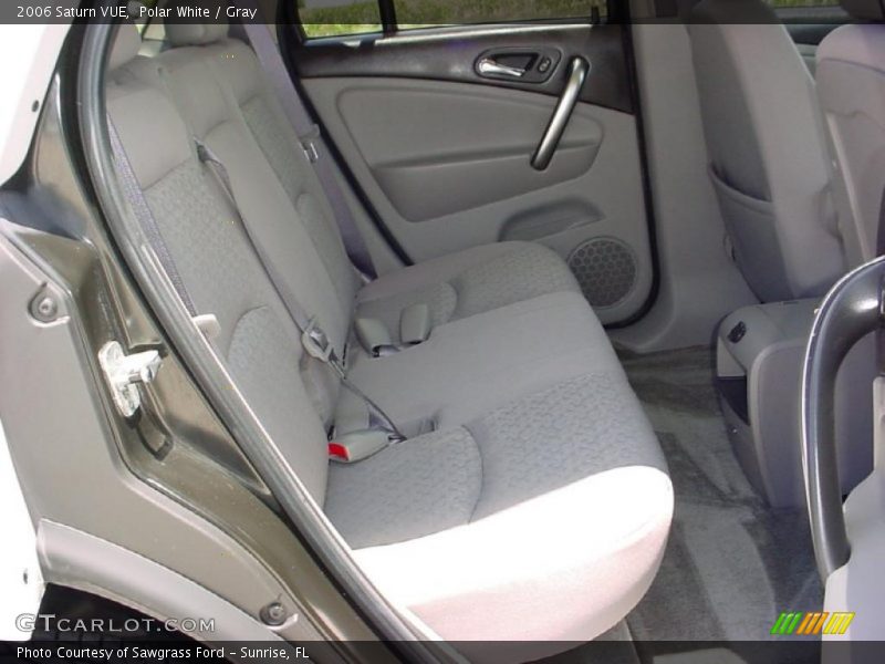 Polar White / Gray 2006 Saturn VUE