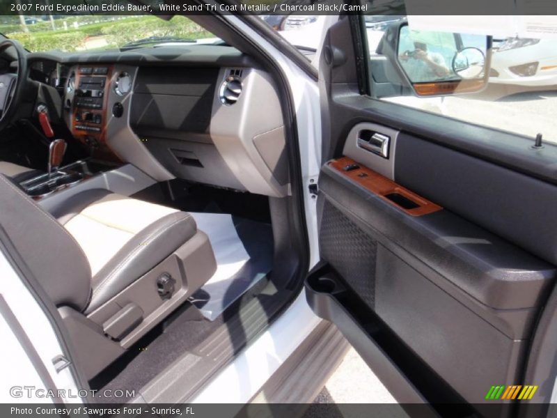 White Sand Tri Coat Metallic / Charcoal Black/Camel 2007 Ford Expedition Eddie Bauer