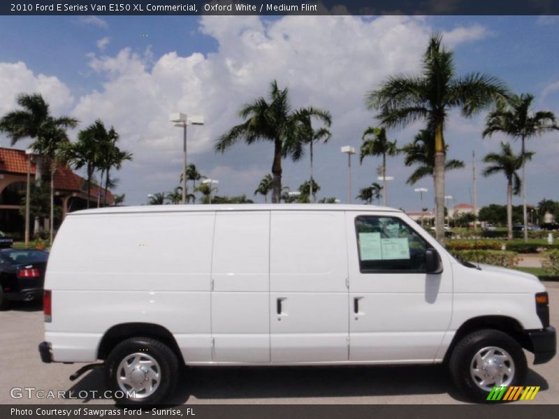 Oxford White / Medium Flint 2010 Ford E Series Van E150 XL Commericial