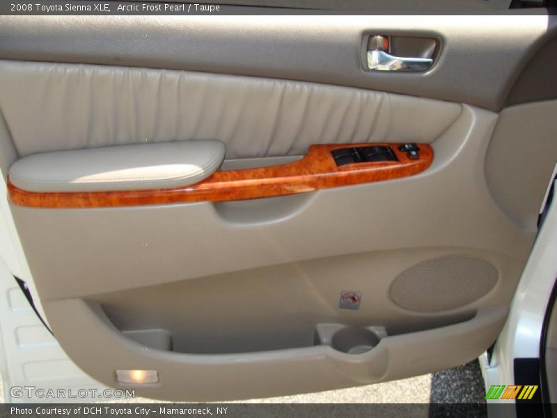 Arctic Frost Pearl / Taupe 2008 Toyota Sienna XLE