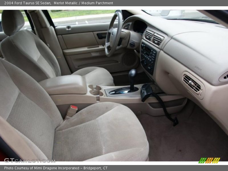 Merlot Metallic / Medium Parchment 2004 Ford Taurus SE Sedan