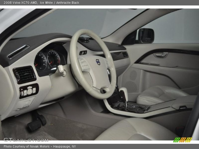 Ice White / Anthracite Black 2008 Volvo XC70 AWD