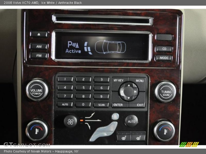Ice White / Anthracite Black 2008 Volvo XC70 AWD