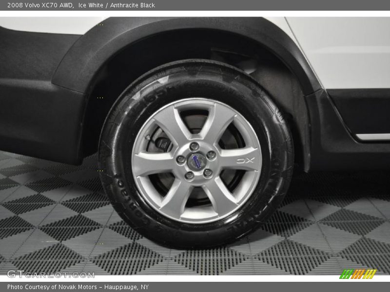 Ice White / Anthracite Black 2008 Volvo XC70 AWD