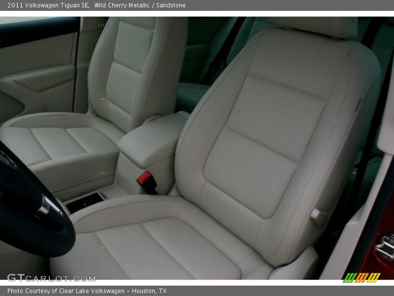 Wild Cherry Metallic / Sandstone 2011 Volkswagen Tiguan SE