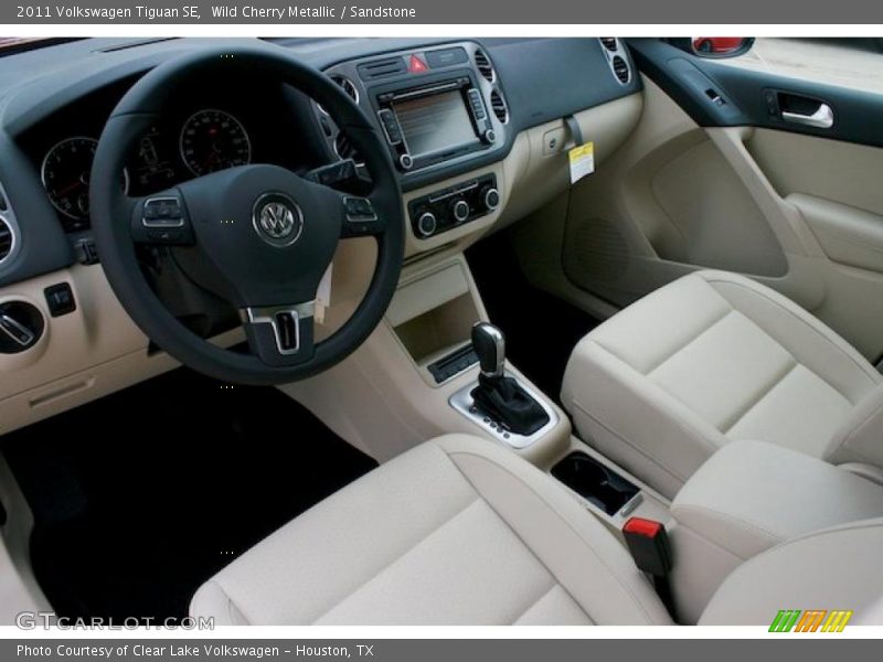 Wild Cherry Metallic / Sandstone 2011 Volkswagen Tiguan SE