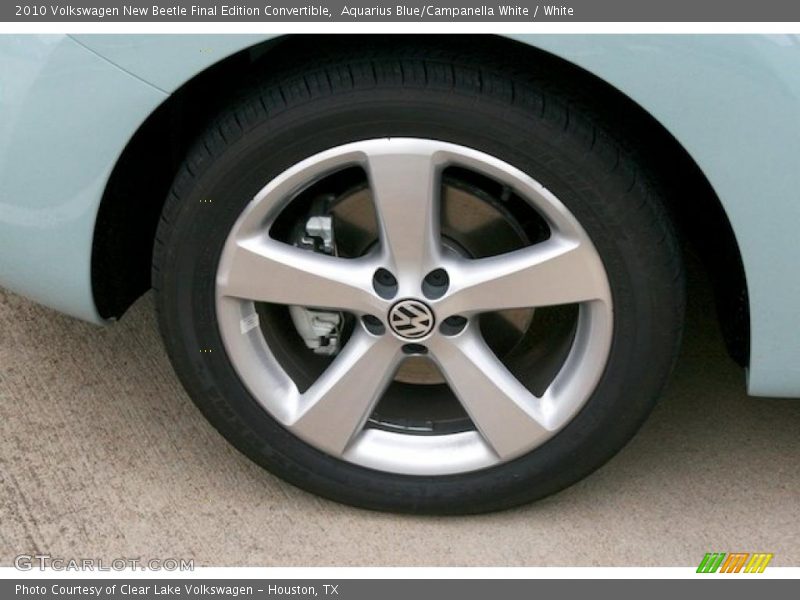 Aquarius Blue/Campanella White / White 2010 Volkswagen New Beetle Final Edition Convertible