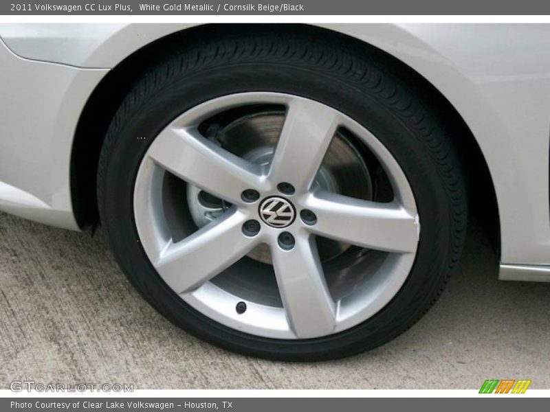 White Gold Metallic / Cornsilk Beige/Black 2011 Volkswagen CC Lux Plus