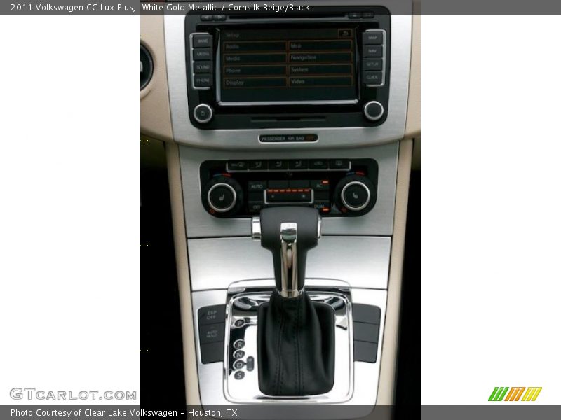 White Gold Metallic / Cornsilk Beige/Black 2011 Volkswagen CC Lux Plus