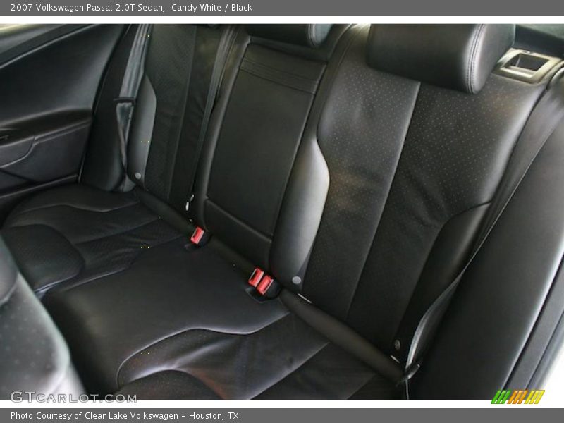 Candy White / Black 2007 Volkswagen Passat 2.0T Sedan