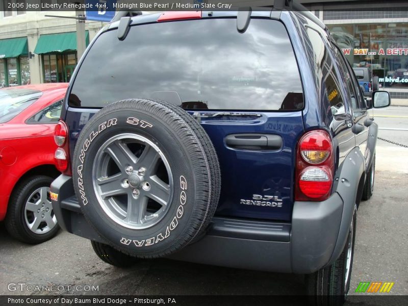 Midnight Blue Pearl / Medium Slate Gray 2006 Jeep Liberty Renegade 4x4