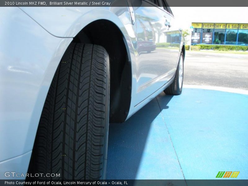 Brilliant Silver Metallic / Steel Gray 2010 Lincoln MKZ FWD