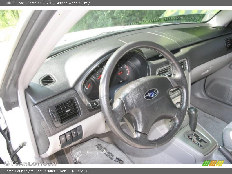 Aspen White / Gray 2003 Subaru Forester 2.5 XS