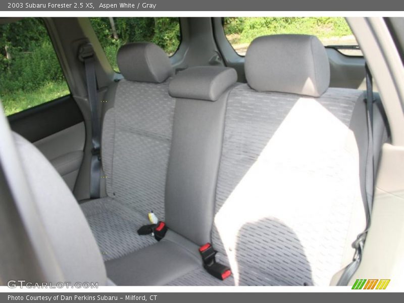 Aspen White / Gray 2003 Subaru Forester 2.5 XS