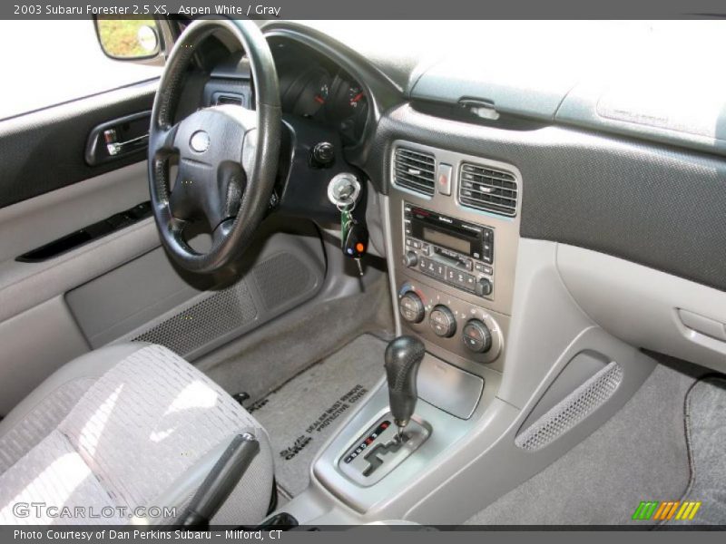 Aspen White / Gray 2003 Subaru Forester 2.5 XS
