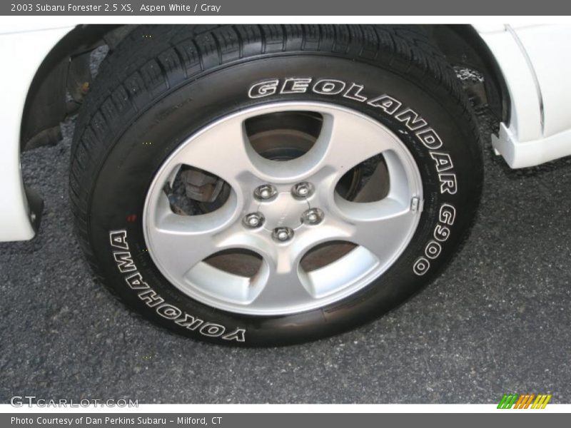 Aspen White / Gray 2003 Subaru Forester 2.5 XS