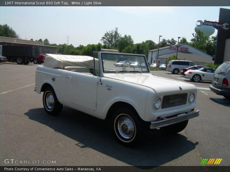 Front 3/4 View of 1967 Scout 800 Soft Top